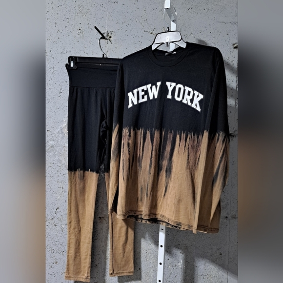 #068 Fashion Nova New York Graphic Ombre Long Sleeve Top & Legging - Picture 4 of 8